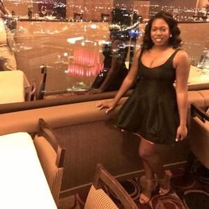 Meet your Posher, Felicia